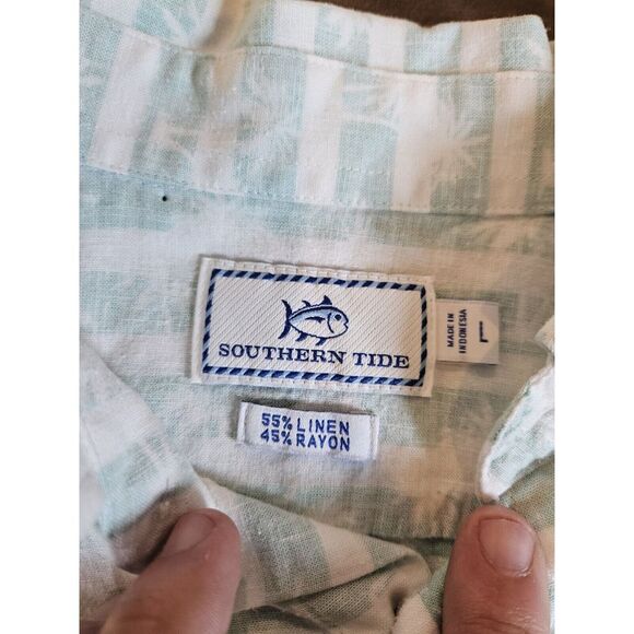 Southern Tide Men's White & Green Palm Tree All Over‎ Pattern Linen Blend Button - Picture 2 of 8